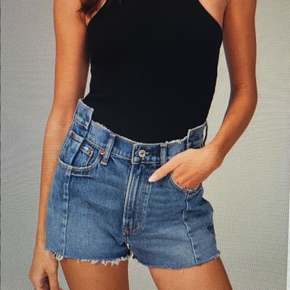 Abercrombie & Fitch High Rise‎ Mom Shorts Size 6